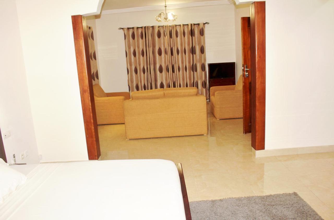 Hotel Ganiela كبالمي المظهر الخارجي الصورة